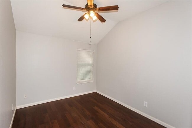 Building Photo - 19400 Sunken Creek Pass