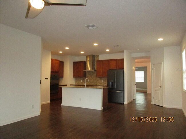 Building Photo - 3230 Stratton Cir