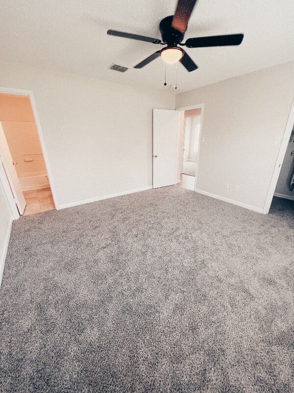 Building Photo - 243 Meadowcrest Dr