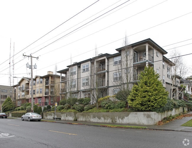 Garden Court Apartments - Orliss Apartments