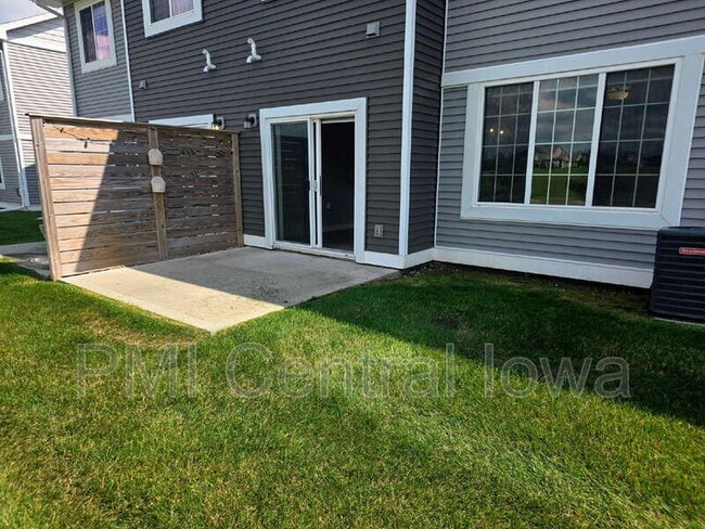 Building Photo - 9643 Turnpoint Dr
