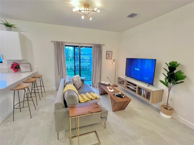 Building Photo - 20433 NW 4th Ave