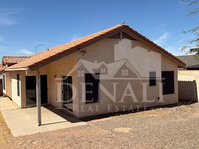 Building Photo - 6602 E Northridge St