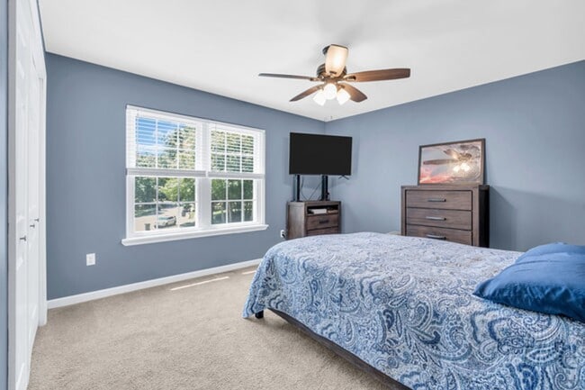 Building Photo - Private Cul-de-Sac Living: 4BR Home with Pool & Geothermal HVAC