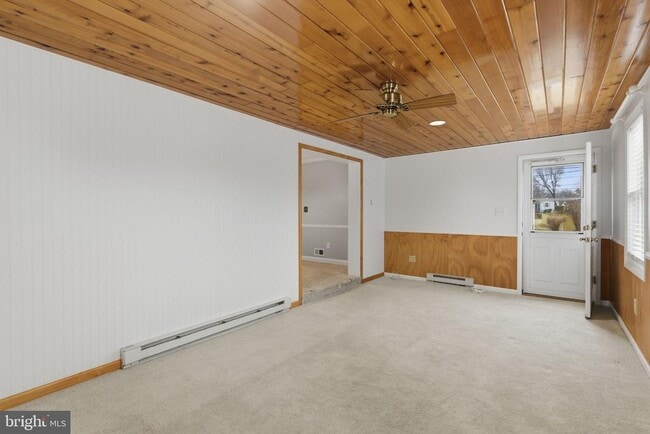 Building Photo - 9117 Smith Ave