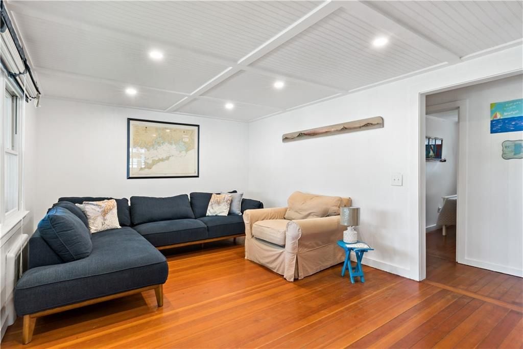 Building Photo - 39 Salt Pond Way