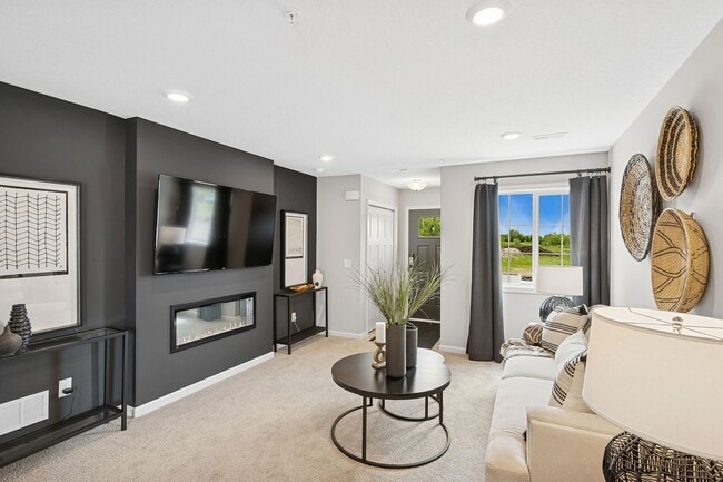 Building Photo - New Year - New Place!