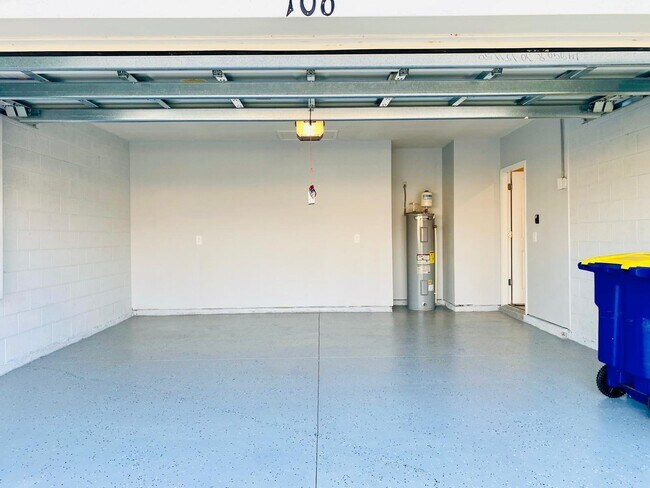 Building Photo - 106 Pummelo Pl