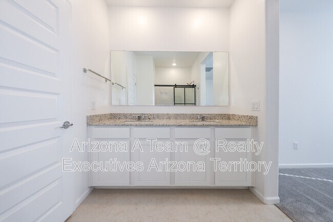 Building Photo - 17581 S Desert Barberry Dr