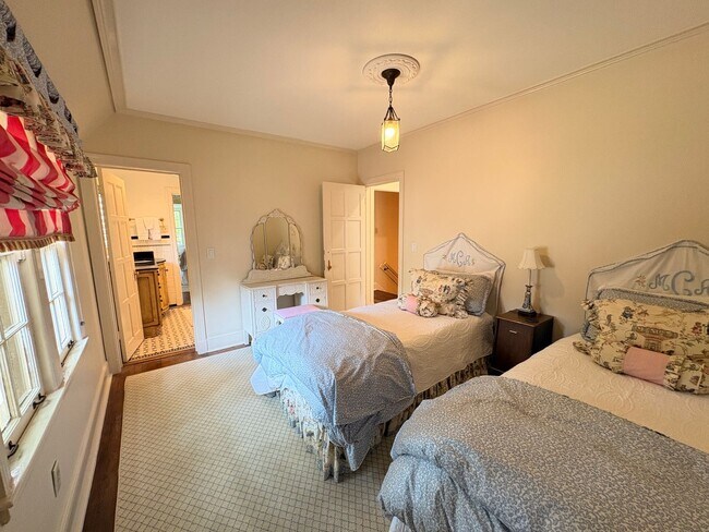Building Photo - One Of Kind Home In Hedgemore Acres Subdivision! Gated! Landscaping Included! Over 5,000 Sq Ft! M...