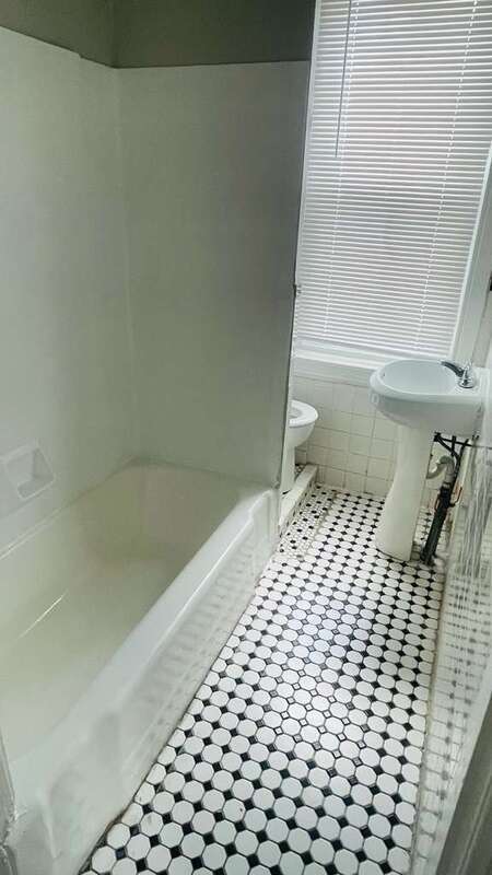 Building Photo - 263 S 62nd St