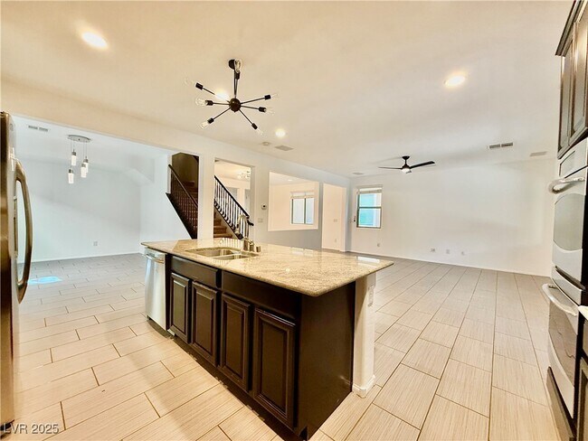 Building Photo - 5369 Alden Glen Dr