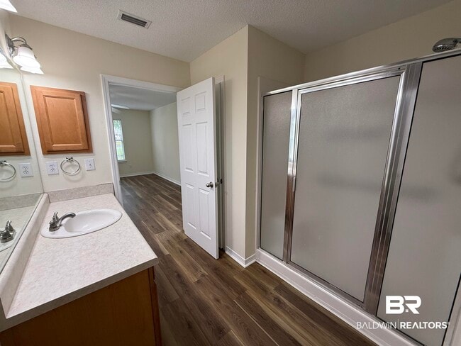 Building Photo - 104 Kemper Ln