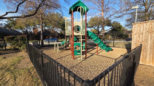 Building Photo - 3813 Arizona Pl