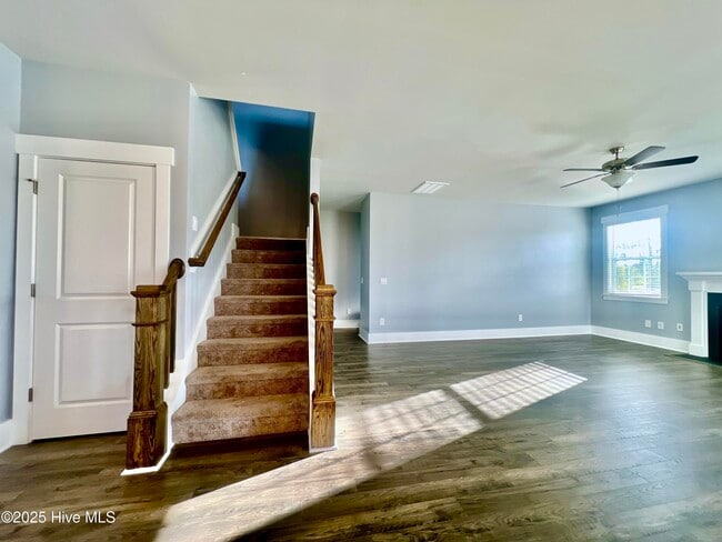 Building Photo - 111 Ballantine Grv Ln