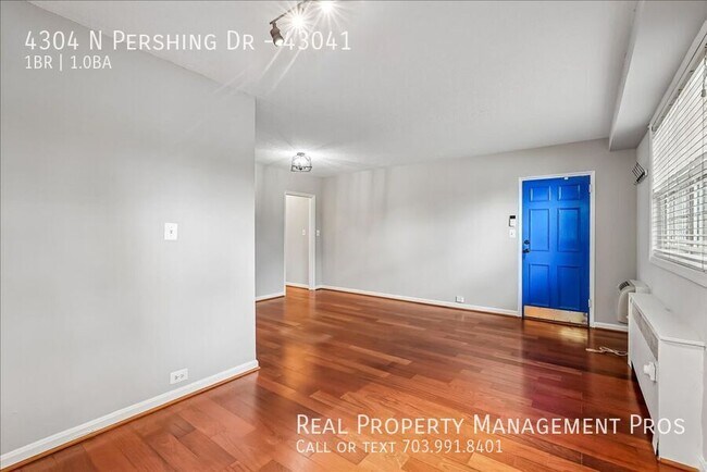 Building Photo - 4304 N Pershing Dr