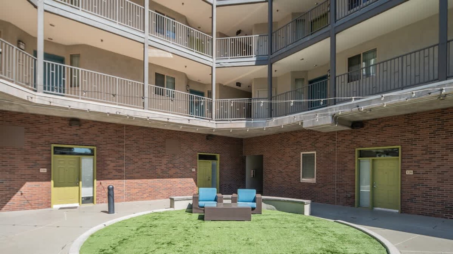 Building Photo - 1275 E University Dr