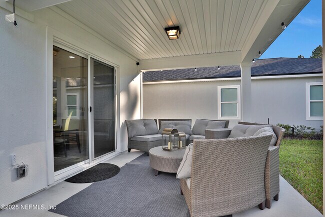 Building Photo - 669 Meadow Ridge Dr