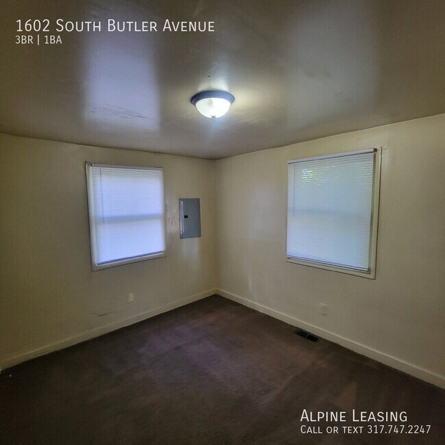 Building Photo - 1602 S Butler Ave