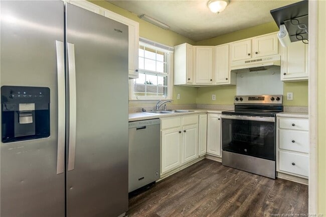 Building Photo - 4727 Friar Ave