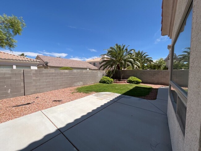 Building Photo - Stunning 2 story, 5-bedroom home in Rhodes Ranch