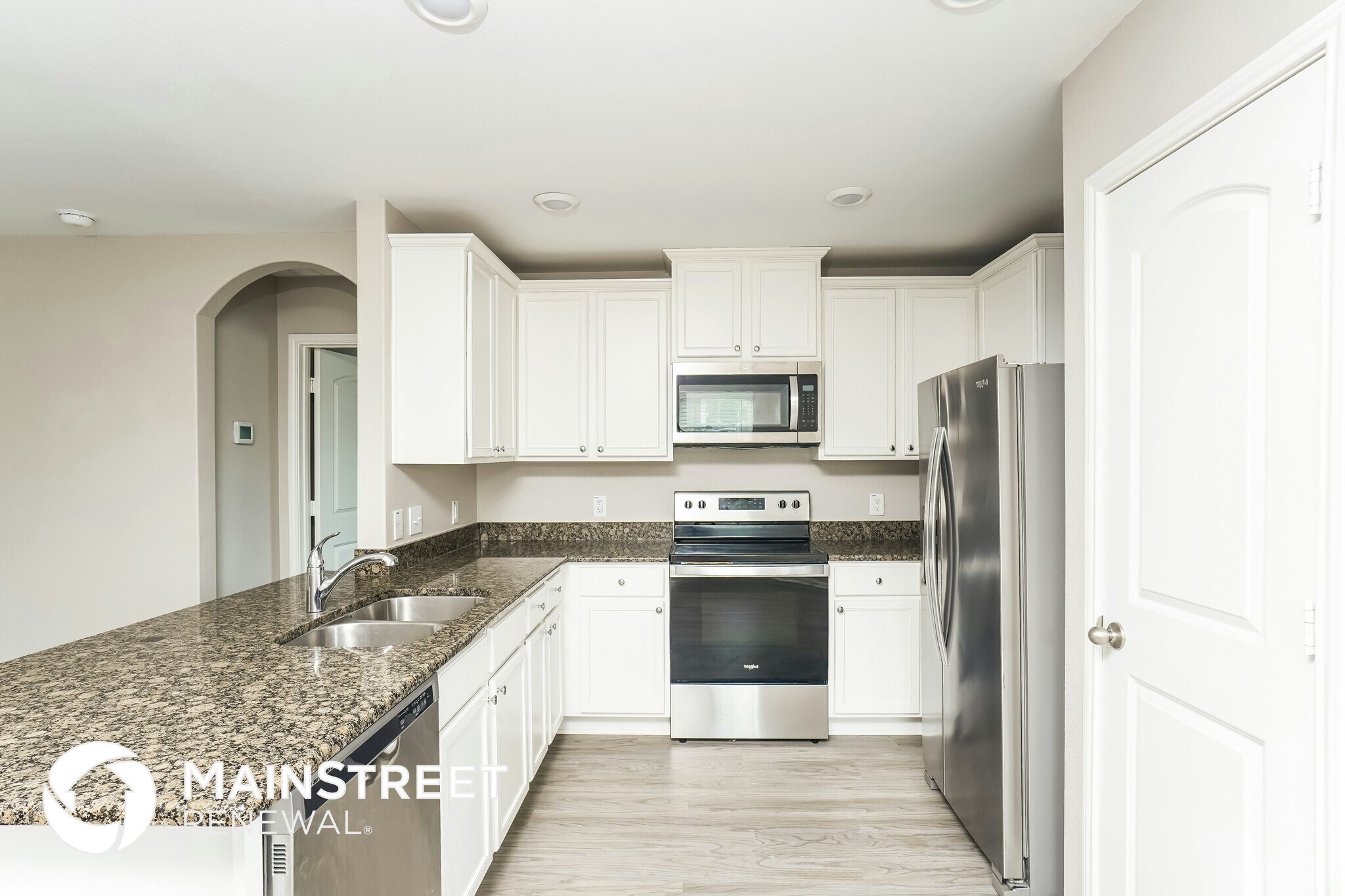 Building Photo - 28041 Irving Dr