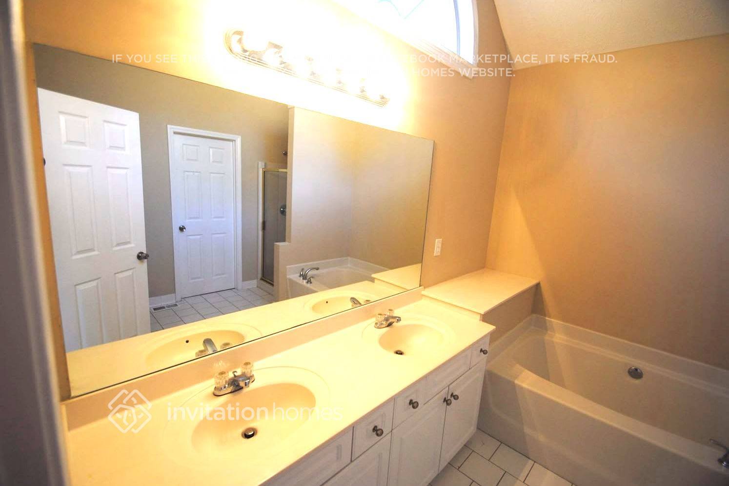 Building Photo - 4088 Water Hole Ct