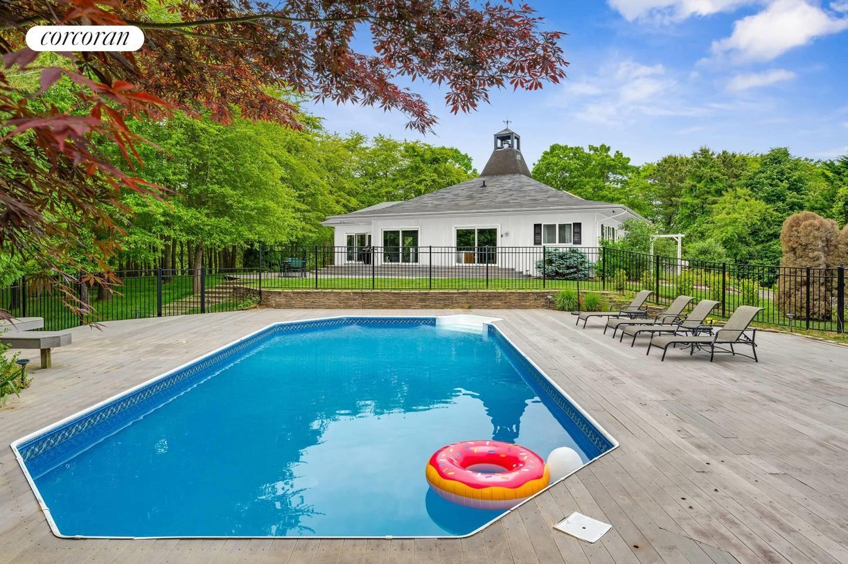 Building Photo - 83 Porter Rd