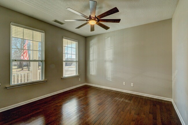 Building Photo - 2024 Middleton Farm Dr