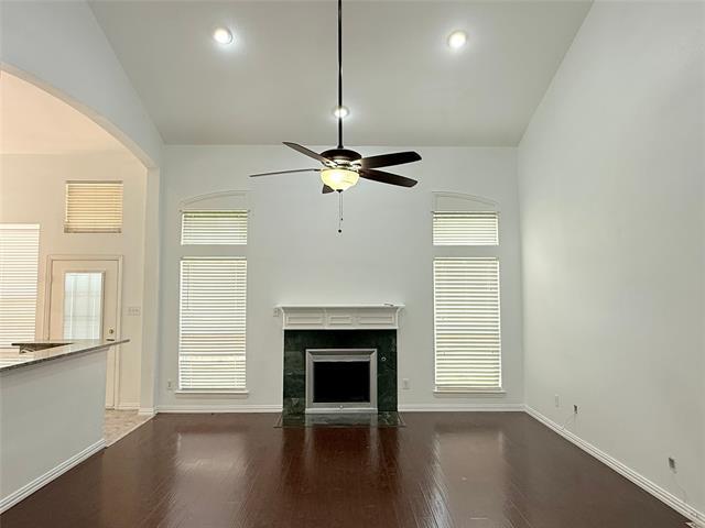 Building Photo - 1313 Baythorne Dr