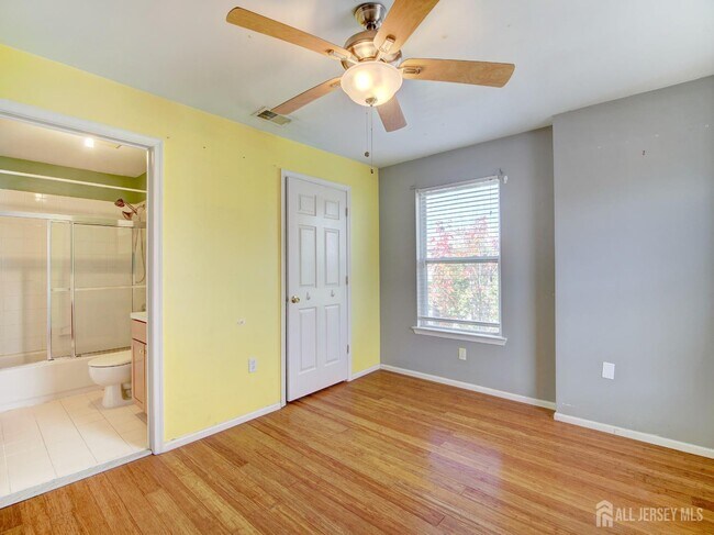 Building Photo - 558 Great Beds Ct