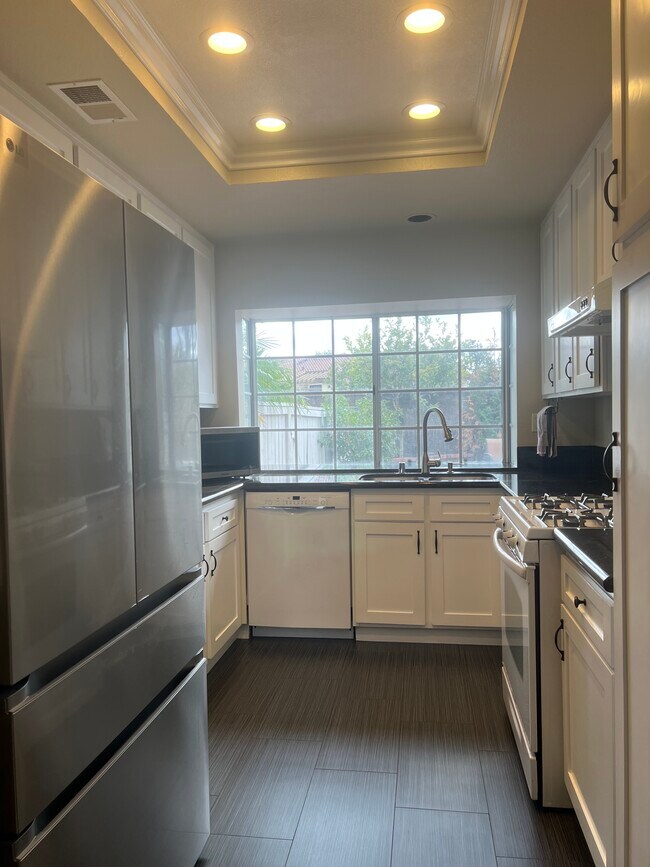 Building Photo - 2266 Aspen St