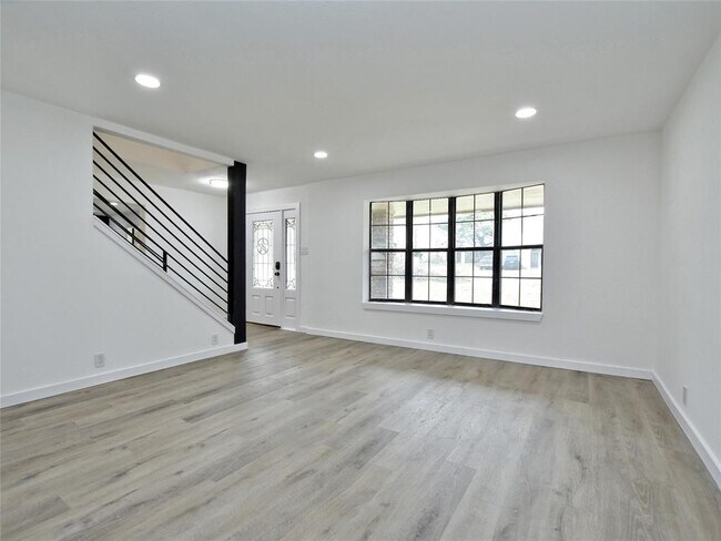 Building Photo - 307 Copperleaf Rd