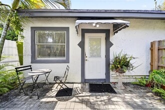 Building Photo - 1520 SW 11th Terrace