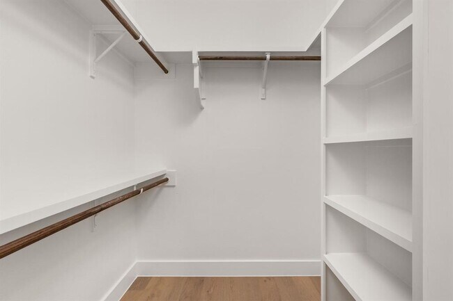Building Photo - 2813 Prado St