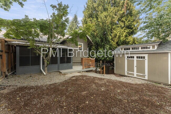 Building Photo - 1115 13th St