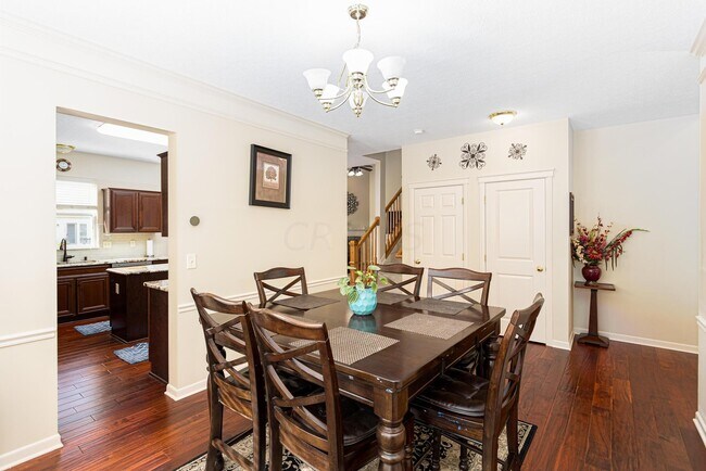 Building Photo - 5830 Prospect Ln