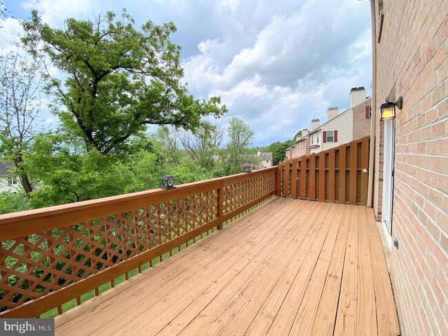 Building Photo - 618 Shropshire Dr