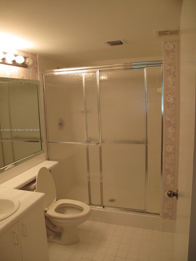 Building Photo - 9511 Weldon Cir