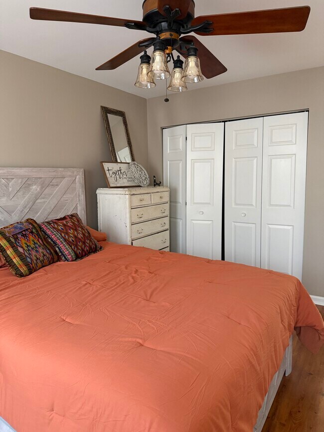 Building Photo - 349 Superior Rd