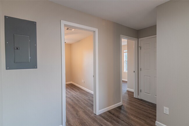 Building Photo - 3102 Wentworth St