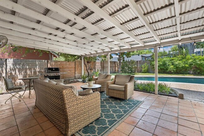Building Photo - 4412 Dovemeadow Dr