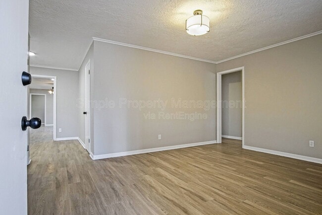 Building Photo - 1607 Denison Dr
