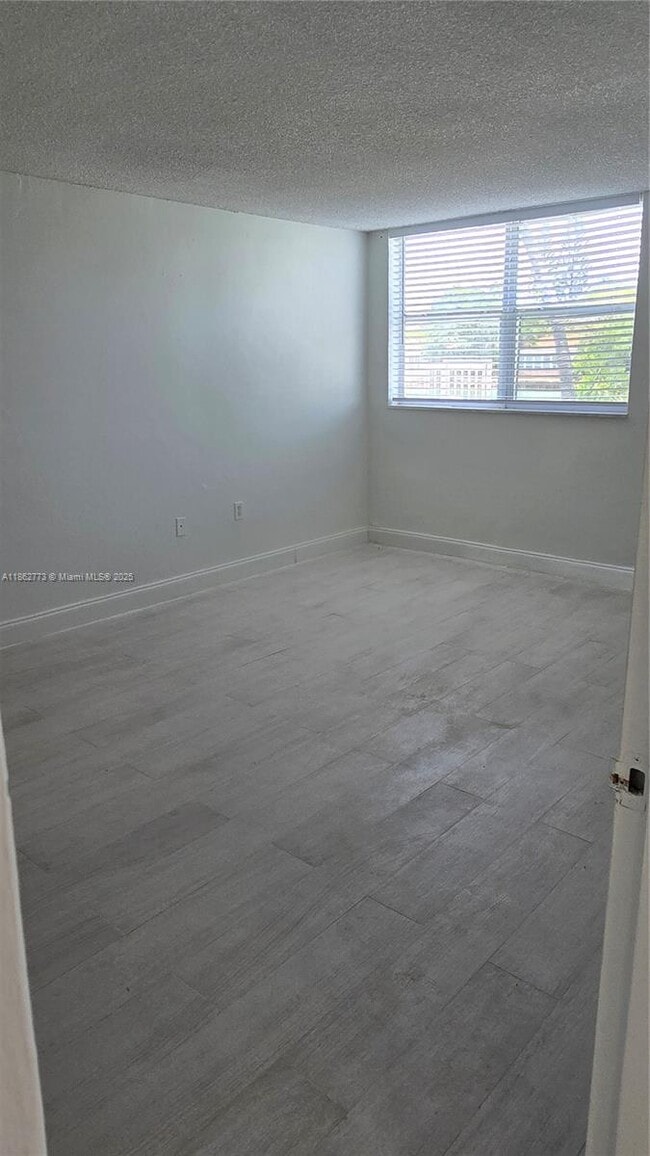 Building Photo - 7900 Tatum Waterway Dr