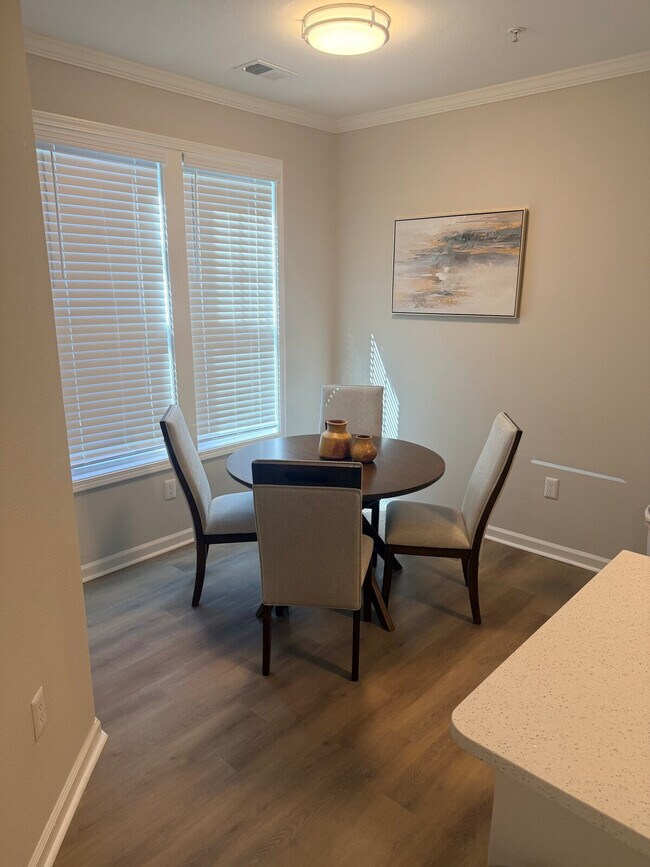 Building Photo - 609 Belle Point Dr