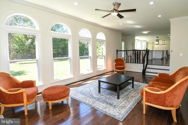 Building Photo - 8012 Wingate Dr