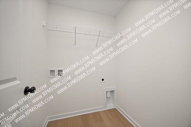 Building Photo - 209 12th Ct NW