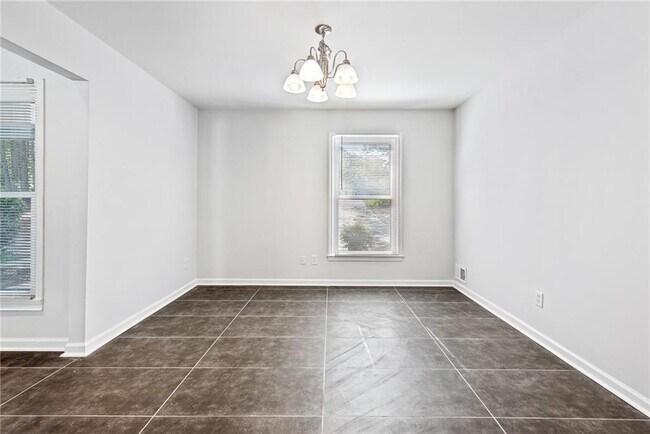 Building Photo - 2464 GA-20