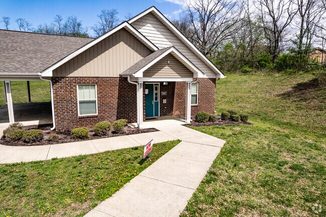 Building Photo - The Grove at Kendal Apartments