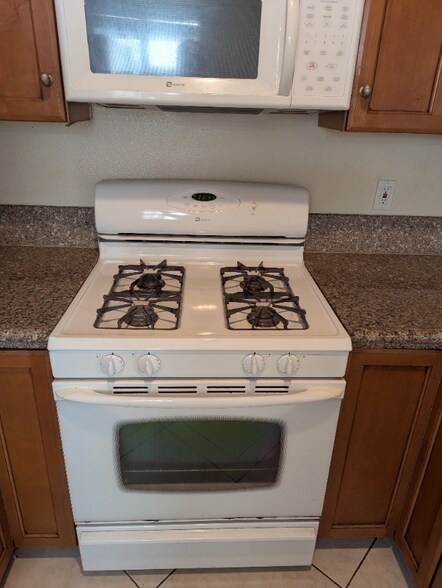 Building Photo - 3632 2nd St